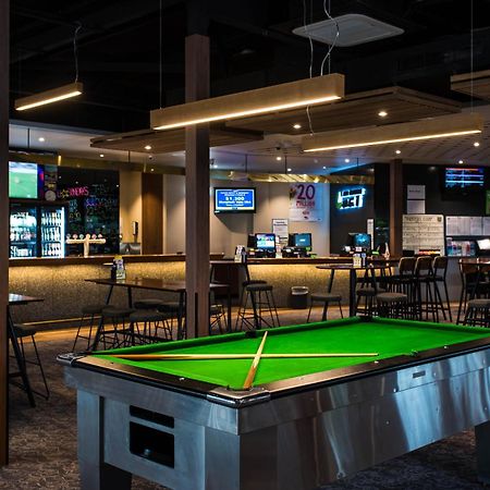 Morphett Arms Hotel Аделаида Экстерьер фото