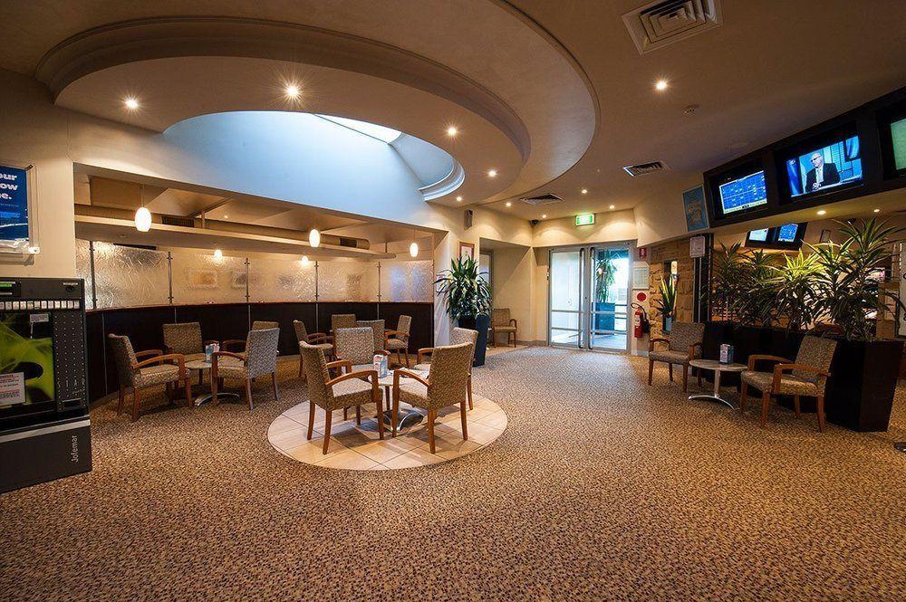 Morphett Arms Hotel Аделаида Экстерьер фото