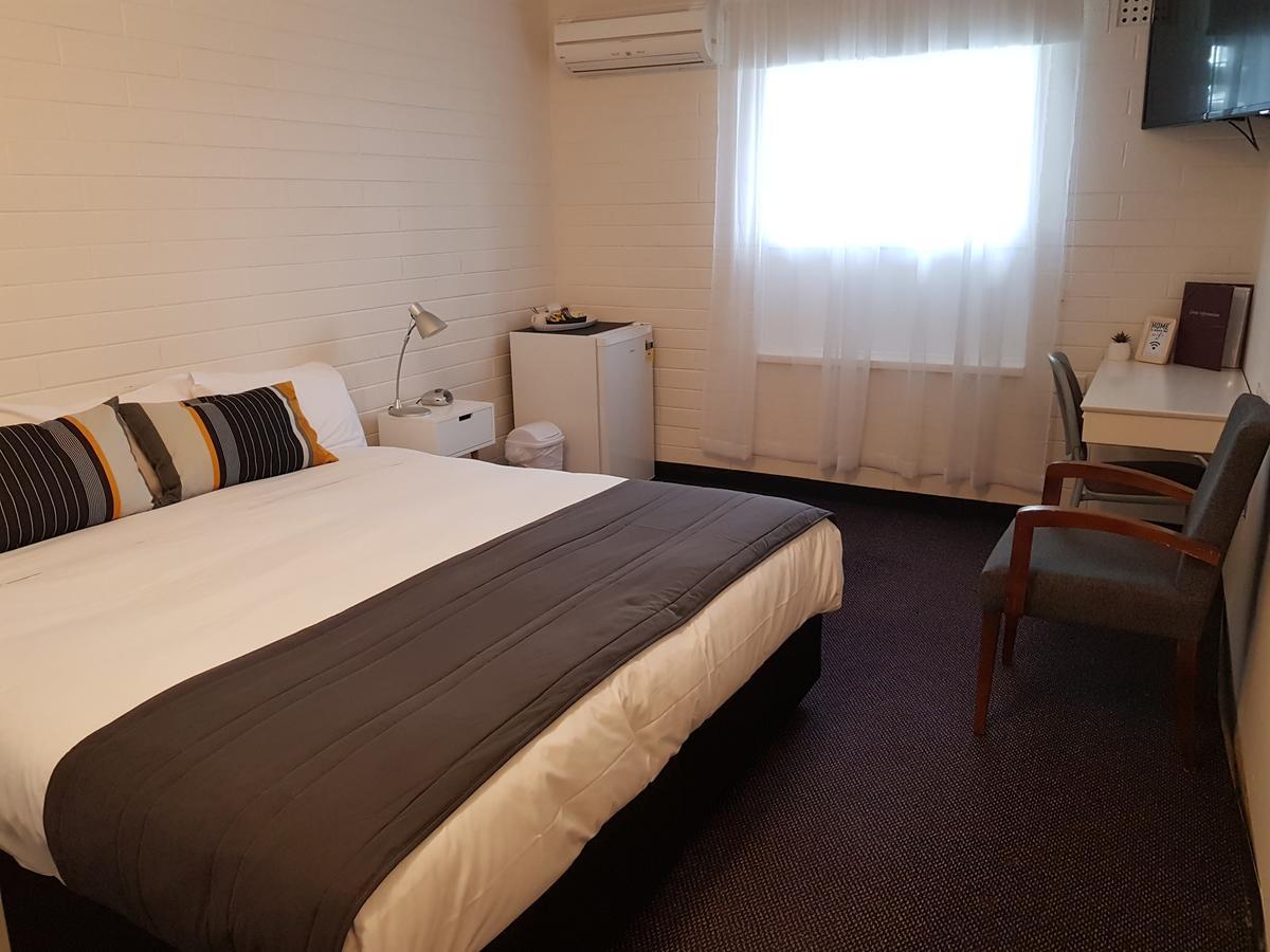 Morphett Arms Hotel Аделаида Экстерьер фото