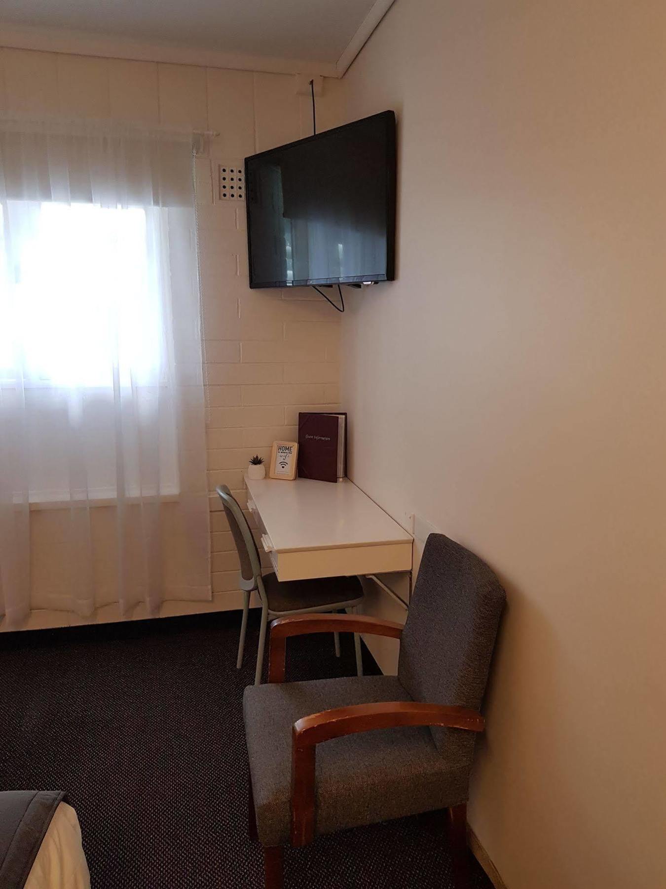 Morphett Arms Hotel Аделаида Экстерьер фото